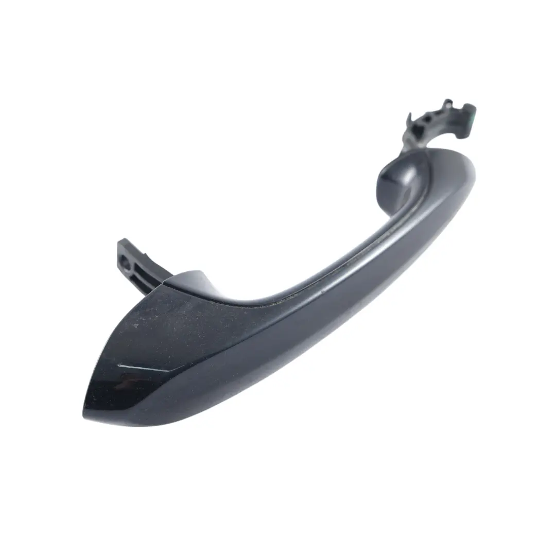 F74 Gran Coupe Klamka Drzwi Tylna Prawa Carbonschwarz Metallic - 416 do BMW o numerze 7489322 BMW F74 Gran Coupe Klamka Drzwi Tylna Prawa Carbonschwarz Metallic - 416 - SKU 7489322-CAR - Numer Części 7489322
