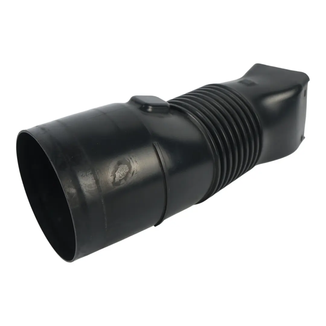 Przewód Wlotu Powietrza 3.0 Diesel do Land Rover Vogue L322 o numerze 7786972 Land Rover Vogue L322 Przewód Wlotu Powietrza 3.0 Diesel - SKU 7786972 - Numer Części 7786972