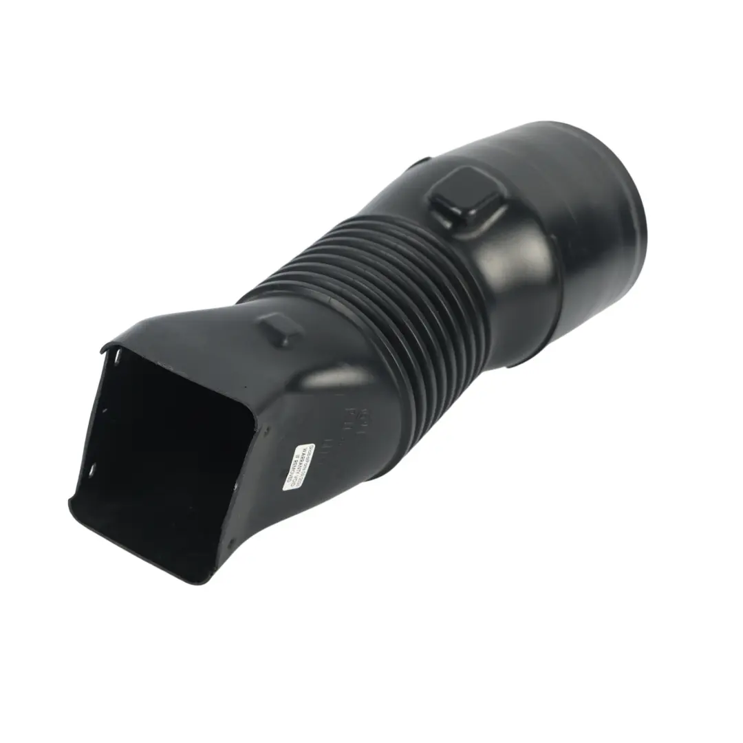 Intake Pipe Hose 3.0 Diesel to Range Rover Vogue L322 Air with Part number 7786972 Range Rover Vogue L322 Air Intake Pipe Hose 3.0 Diesel - SKU 7786972 - Part number 7786972