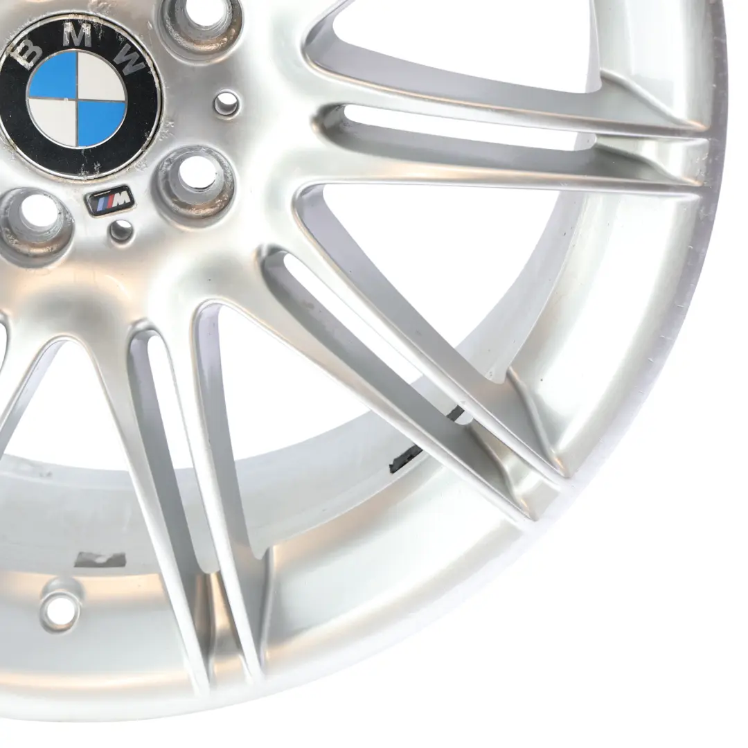 llanta De aleacion De plata 19 "M De doble radio 225 ET:41 9J para BMW E84 con número de pieza 7847084 BMW E84 llanta De aleacion De plata 19 "M De doble radio 225 ET:41 9J - SKU 7847084-2 - Número de pieza 7847084