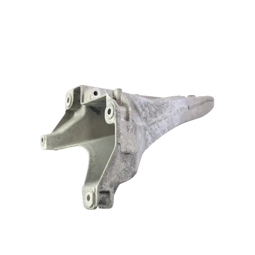 Volkswagen Transporter T5 Support Moteur Berceau - SKU 7H0199370A - Numéro de pièce 7H0199370A