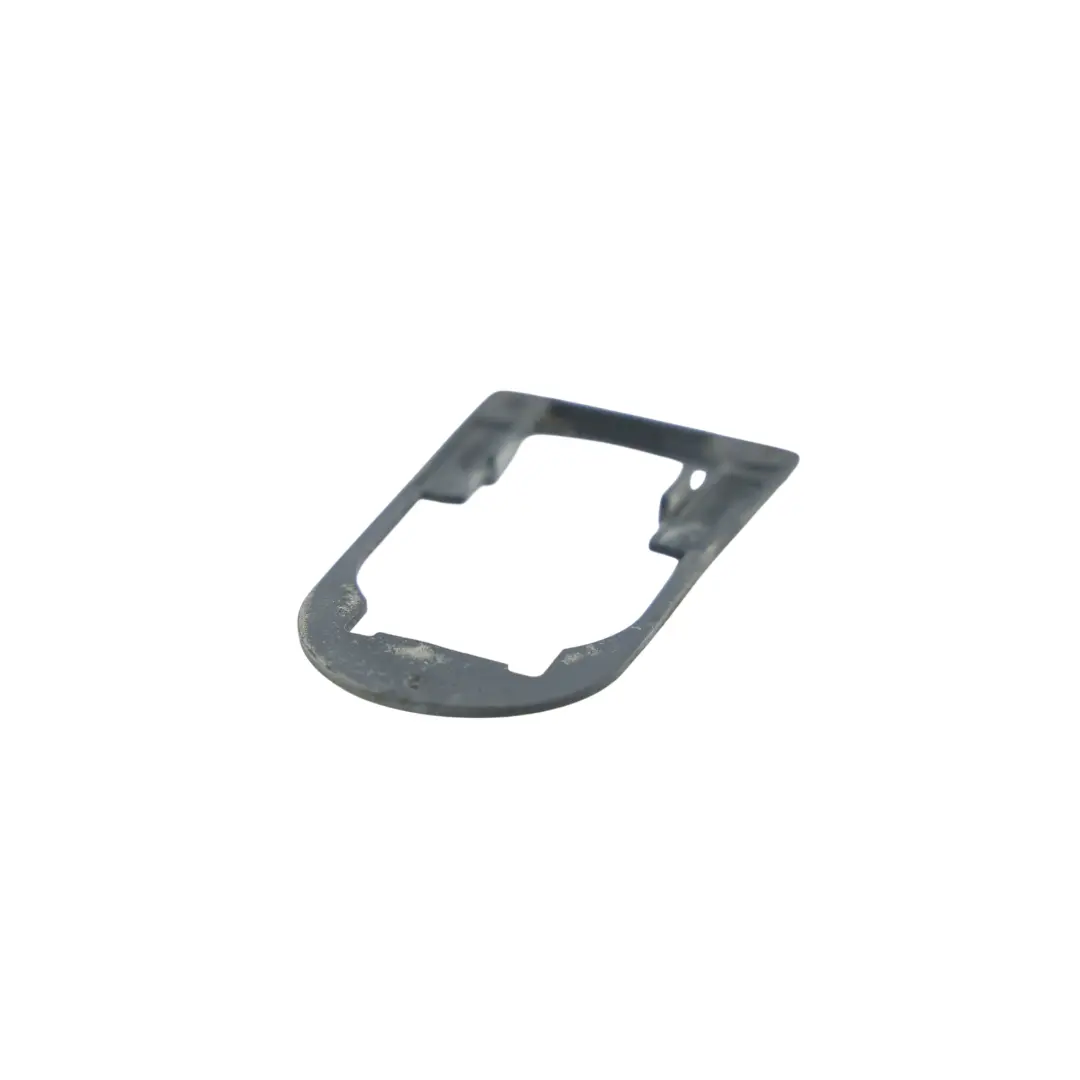 2K Uszczelka Zaślepka Klamki Drzwi Przód Prawa do Volkswagen Caddy o numerze 7H0837211 Volkswagen Caddy 2K Uszczelka Zaślepka Klamki Drzwi Przód Prawa - SKU 7H0837211 - Numer Części 7H0837211