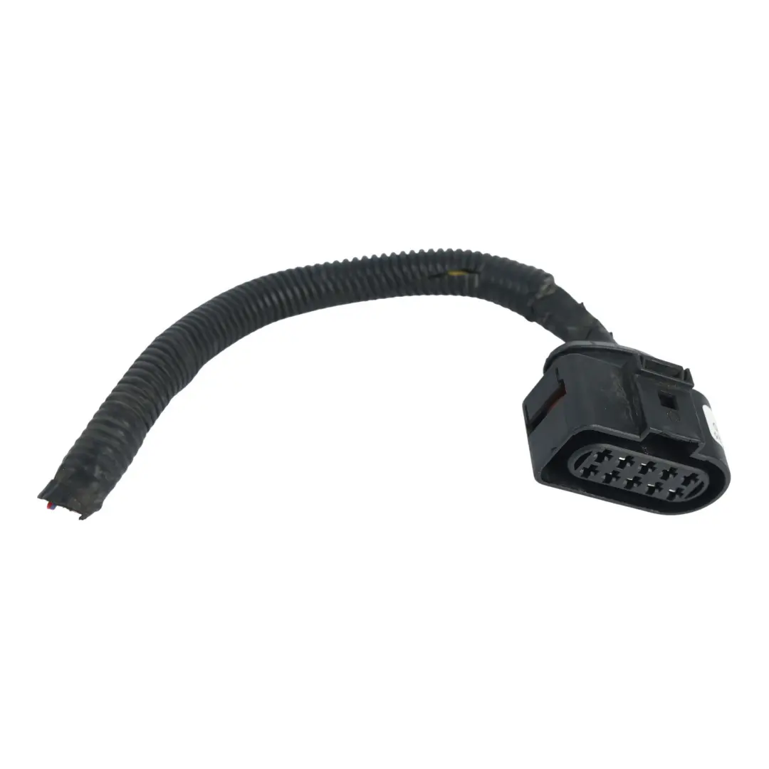 Headlight Lamp Plug Socket Wiring Front Left N/S to VW Transporter T5 with Part number 7H2941015N VW Transporter T5 Headlight Lamp Plug Socket Wiring Front Left N/S - SKU 7H2941015N-2 - Part number 7H2941015N