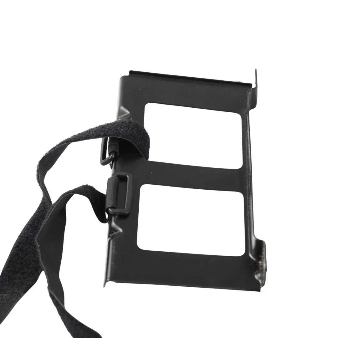 Porsche Cayenne 955 Staffa Supporto Cric Pannello Bagagliaio - SKU 7L0012130A - Numero di parte 7L0012130A