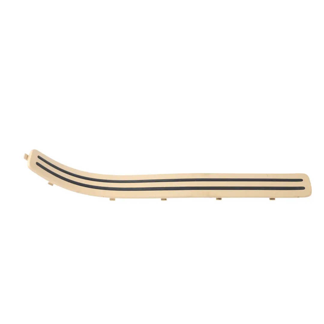 Mk1 Listwa Progu Drzwi Tylna Lewa do Volkswagen Touareg o numerze 7L0853793D Volkswagen Touareg Mk1 Listwa Progu Drzwi Tylna Lewa - SKU 7L0853793D - Numer Części 7L0853793D