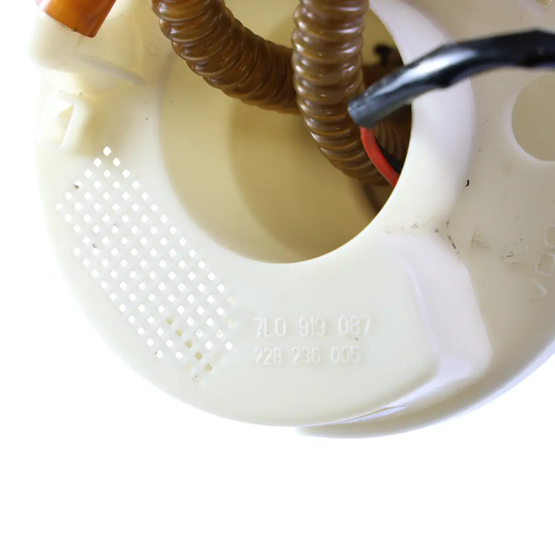 Porsche Cayenne 955 957 Pompe Réservoir Carburant Gauche 4.5 Essence - SKU 7L0919087E - Numéro de pièce 7L0919087E