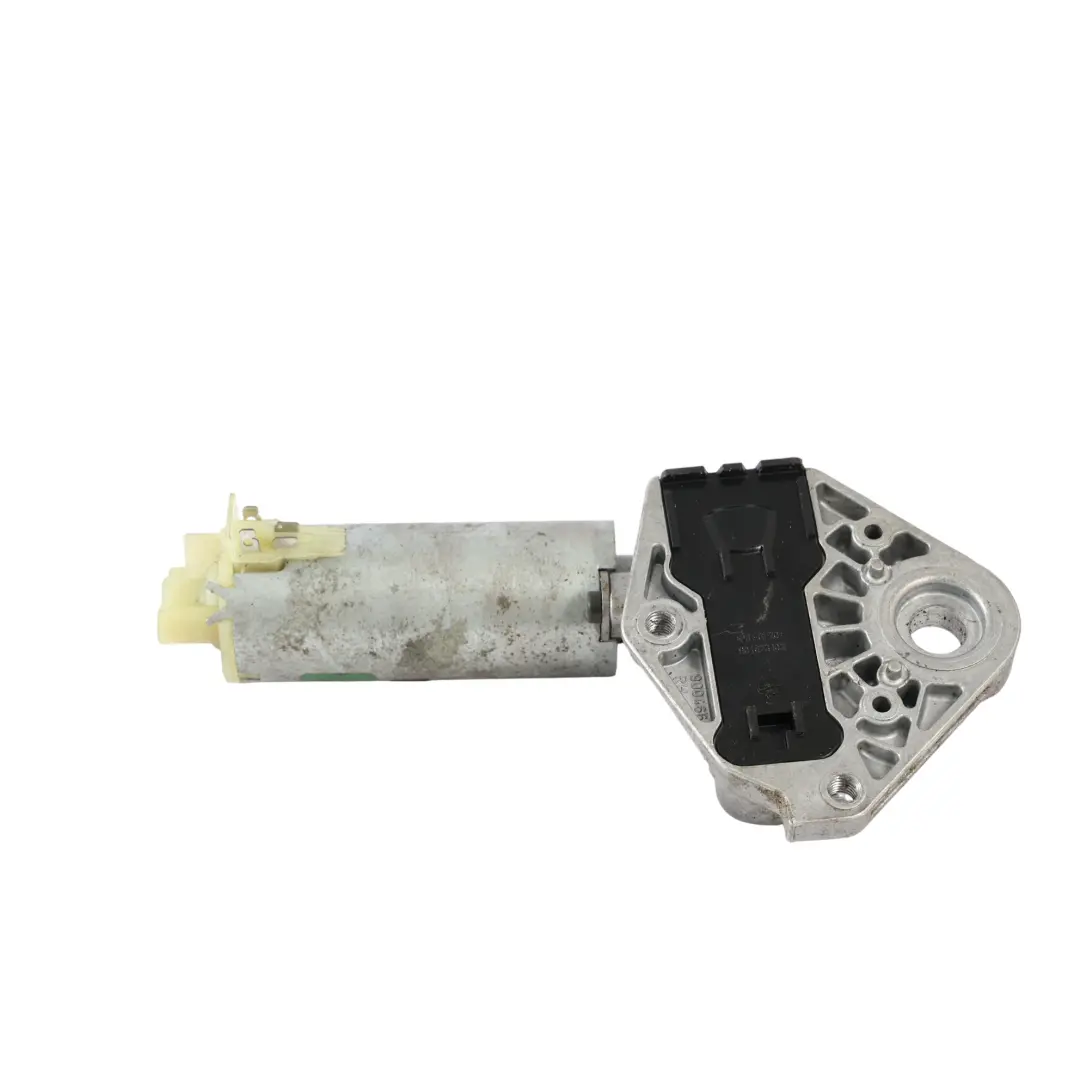 Front Seat Adjustment Regulator Motor Actuator Right O/S 0130002529 to Audi Q7 L4 with Part number 7L0959112 Audi Q7 L4 Front Seat Adjustment Regulator Motor Actuator Right O/S 0130002529 - SKU 7L0959112-1 - Part number 7L0959112