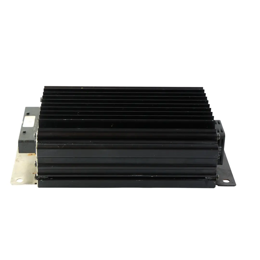 Wzmacniacz Audio HiFi BOSE do Porsche Cayenne 9PA o numerze 7L5035456C Porsche Cayenne 9PA Wzmacniacz Audio HiFi BOSE - SKU 7L5035456C - Numer Części 7L5035456C