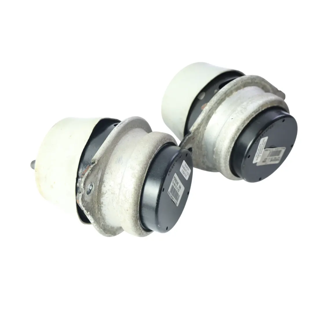 Set Supporti Motore x2 per Porsche Cayenne 9PA con numero di parte 7L5199131A Porsche Cayenne 9PA Set Supporti Motore x2 - SKU 7L5199131A - Numero di parte 7L5199131A
