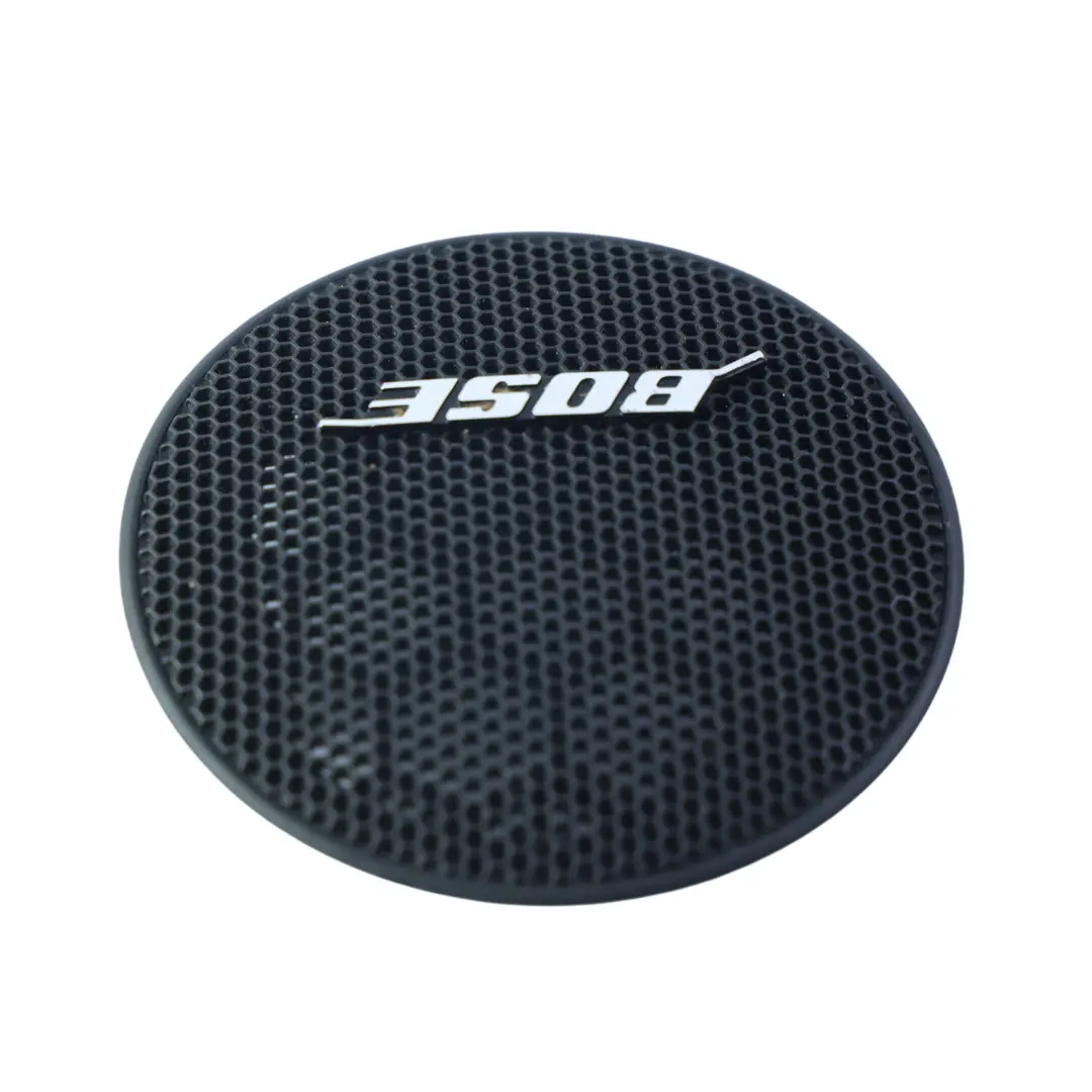 Tapa Altavoz Puerta Trasera BOSE Izquierda 7L5867211 para Porsche Cayenne 9PA con número de pieza 7L586721102 Porsche Cayenne 9PA Tapa Altavoz Puerta Trasera BOSE Izquierda 7L5867211 - SKU 7L586721102 - Número de pieza 7L586721102