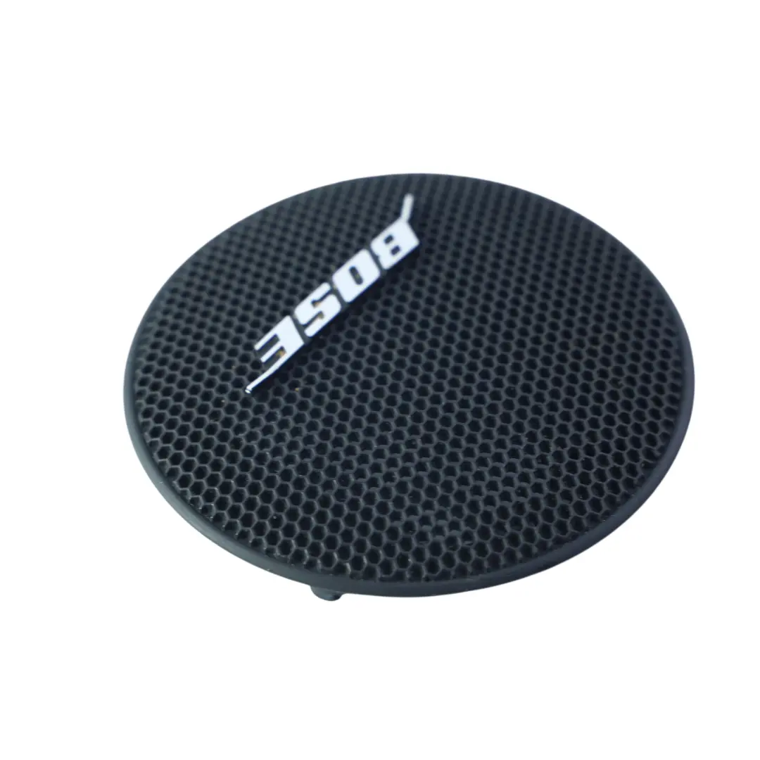 Cache Haut-Parleur Porte Arrière BOSE Gauche 7L5867211 pour Porsche Cayenne 9PA à propos du numéro de pièce 7L586721102 Porsche Cayenne 9PA Cache Haut-Parleur Porte Arrière BOSE Gauche 7L5867211 - SKU 7L586721102 - Numéro de pièce 7L586721102