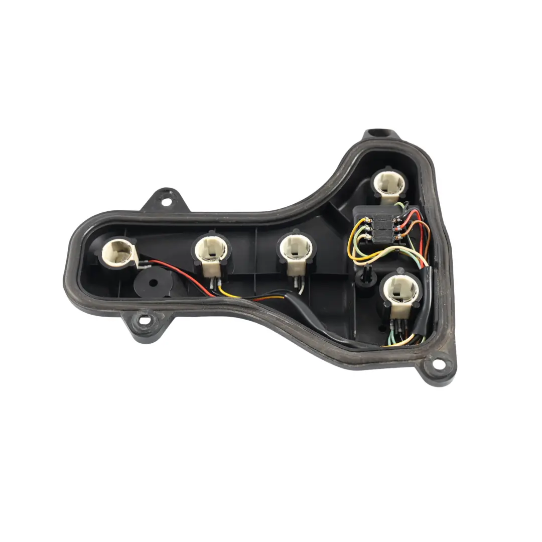 Light Lamp Bulb Holder Cover Panel Right O/S to Porsche Cayenne 9PA Rear with Part number 7L5945258 Porsche Cayenne 9PA Rear Light Lamp Bulb Holder Cover Panel Right O/S - SKU 7L5945258 - Part number 7L5945258