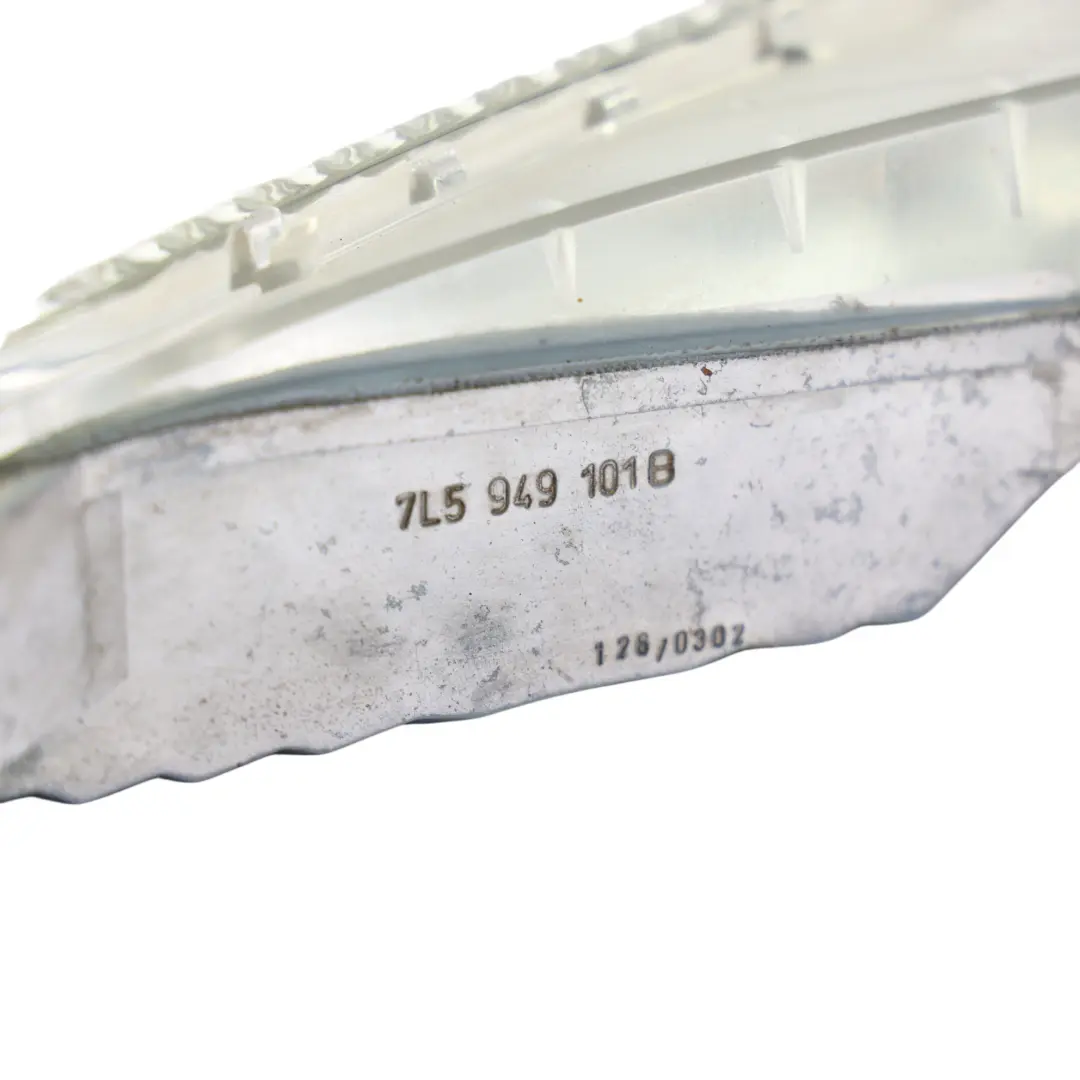 Porsche Cayenne 9PA Indicator Light Lamp Unit Front Left N/S - SKU 7L5949101B - Part number 7L5949101B
