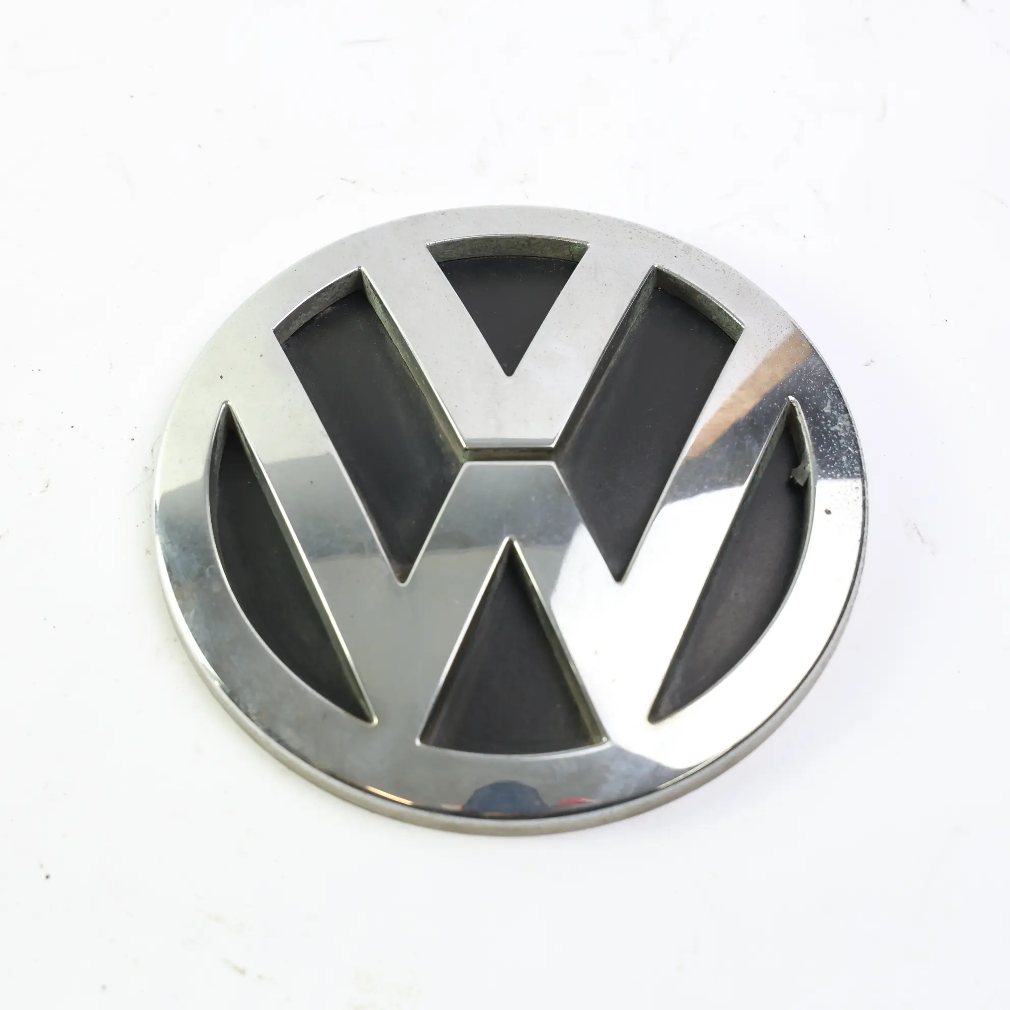 Volkswagen Touareg 7L Emblem Heckklappe Kofferraum Logo Abzeichen 7L6853630A