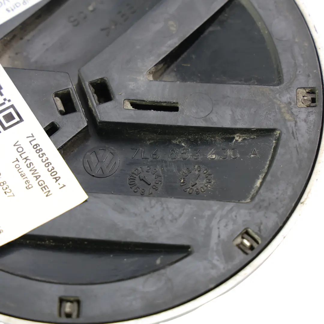 7L Emblem Heckklappe Kofferraum Logo Abzeichen für Volkswagen Touareg mit Teilenummer 7L6853630A Volkswagen Touareg 7L Emblem Heckklappe Kofferraum Logo Abzeichen - SKU 7L6853630A-1 - Teilenummer 7L6853630A