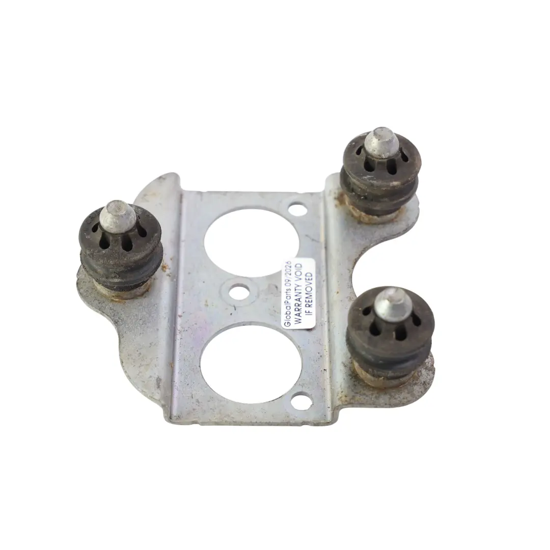 Uchwyt Mocowanie Pompy ABS do Audi Q7 4L VW Transporter T5 o numerze 7L8614235 Audi Q7 4L VW Transporter T5 Uchwyt Mocowanie Pompy ABS - SKU 7L8614235 - Numer Części 7L8614235
