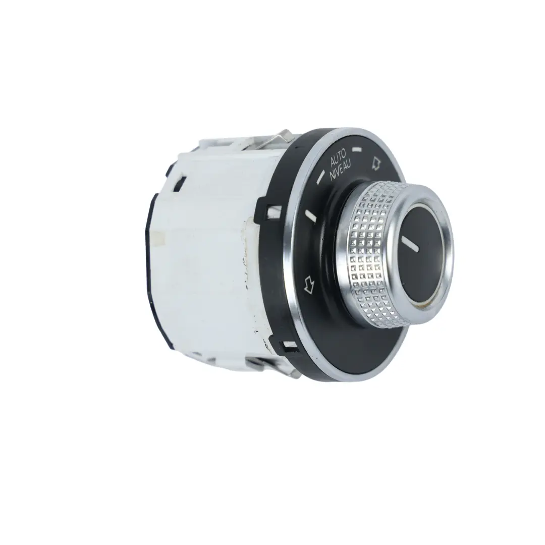 7P Air Suspension Level Control System Switch to Volkswagen Touareg with Part number 7P2927135 Volkswagen Touareg 7P Air Suspension Level Control System Switch - SKU RHD-7P2927135 - Part number 7P2927135