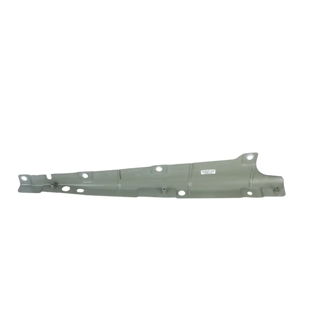 Staffa Guida Parafango Sinistra Grigio Meteor Jet M7W per Porsche Cayenne 92A con numero di parte 7P5806519 Porsche Cayenne 92A Staffa Guida Parafango Sinistra Grigio Meteor Jet M7W - SKU 7P5806519-MET - Numero di parte 7P5806519