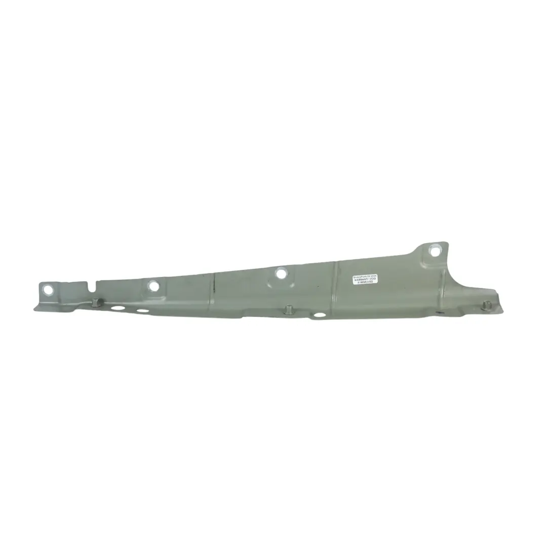 Staffa Guida Parafango Sinistra Grigio Meteor Jet M7W per Porsche Cayenne 92A con numero di parte 7P5806519 Porsche Cayenne 92A Staffa Guida Parafango Sinistra Grigio Meteor Jet M7W - SKU 7P5806519-MET - Numero di parte 7P5806519