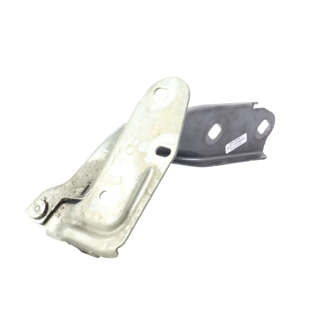 Bonnet Hood Hinge Right O/S Meteor Grey M7W to Porsche Cayenne 92A with Part number 7P5823302E Porsche Cayenne 92A Bonnet Hood Hinge Right O/S Meteor Grey M7W - SKU 7P5823302E-MET - Part number 7P5823302E