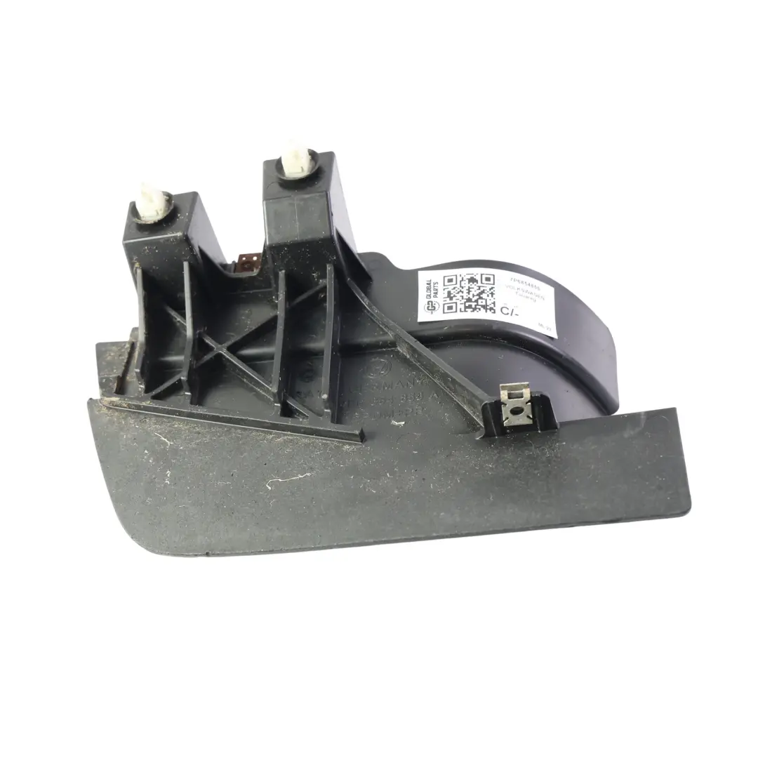 7P Chlapacz Tylny Prawy do Volkswagen Touareg o numerze 7P6854856 Volkswagen Touareg 7P Chlapacz Tylny Prawy - SKU 7P6854856 - Numer Części 7P6854856