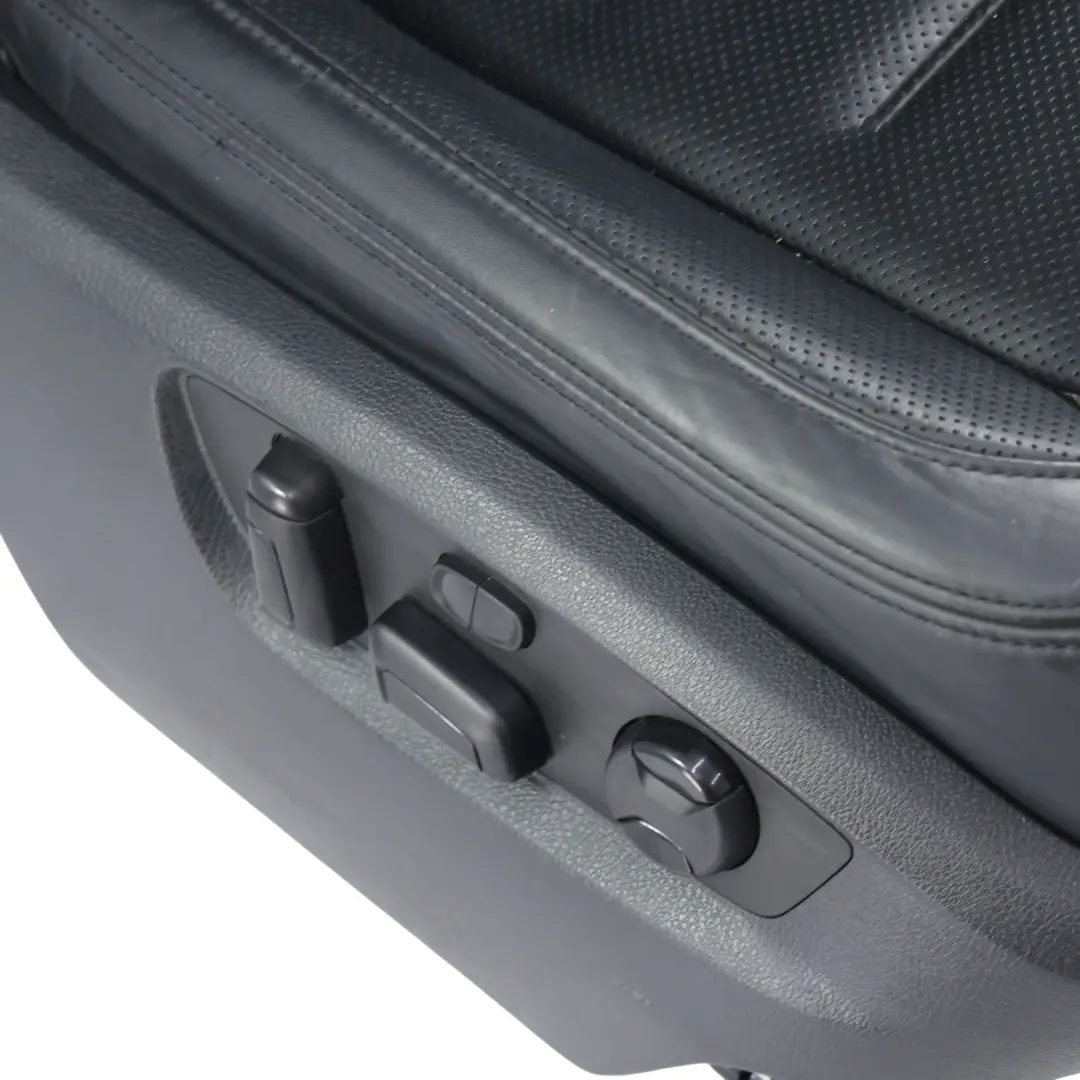 7P Front Seat Electric Heated Right O/S Black Leather to Volkswagen VW Touareg R with Part number 7P6881806DM Volkswagen VW Touareg R 7P Front Seat Electric Heated Right O/S Black Leather - SKU 7P6881806DM-1 - Part number 7P6881806DM