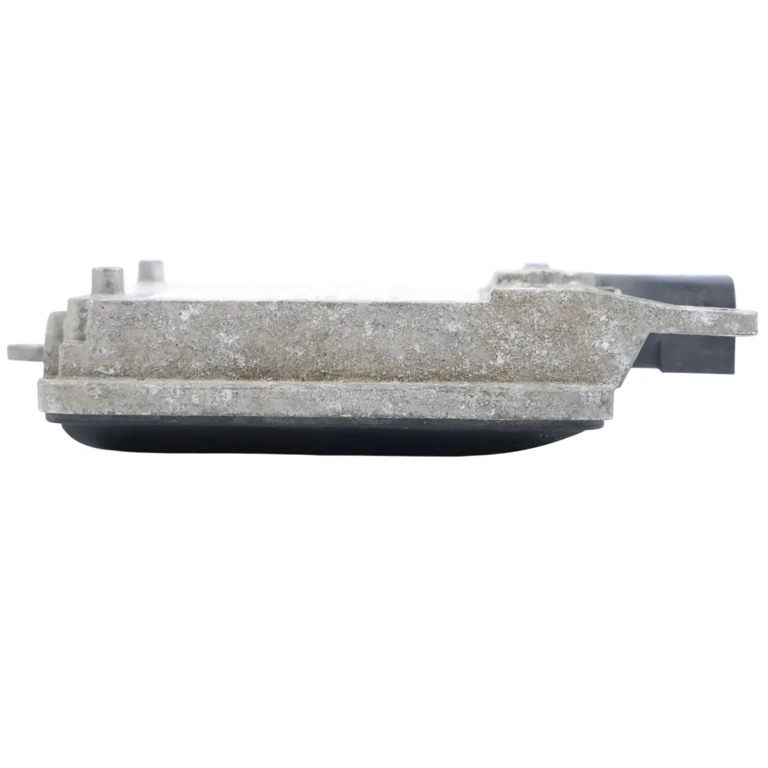 7P Lane Change Assist Control Unit Module to VW Volkswagen Touareg with Part number 7P6907568A VW Volkswagen Touareg 7P Lane Change Assist Control Unit Module - SKU 7P6907568A - Part number 7P6907568A