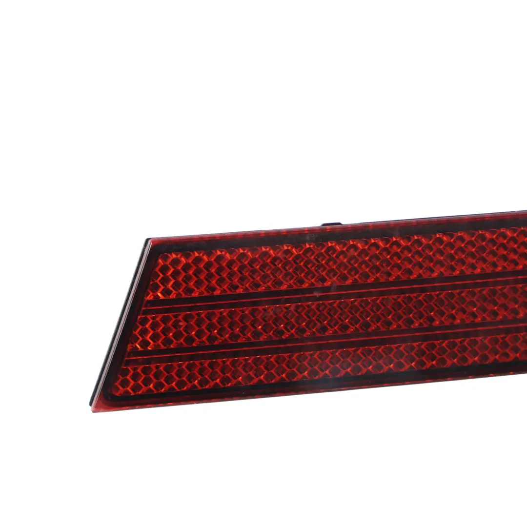 MK2 Reflektor Stoßstange Hinten Links für Volkswagen Touareg mit Teilenummer 7P6945105A Volkswagen Touareg MK2 Reflektor Stoßstange Hinten Links - SKU 7P6945105A - Teilenummer 7P6945105A