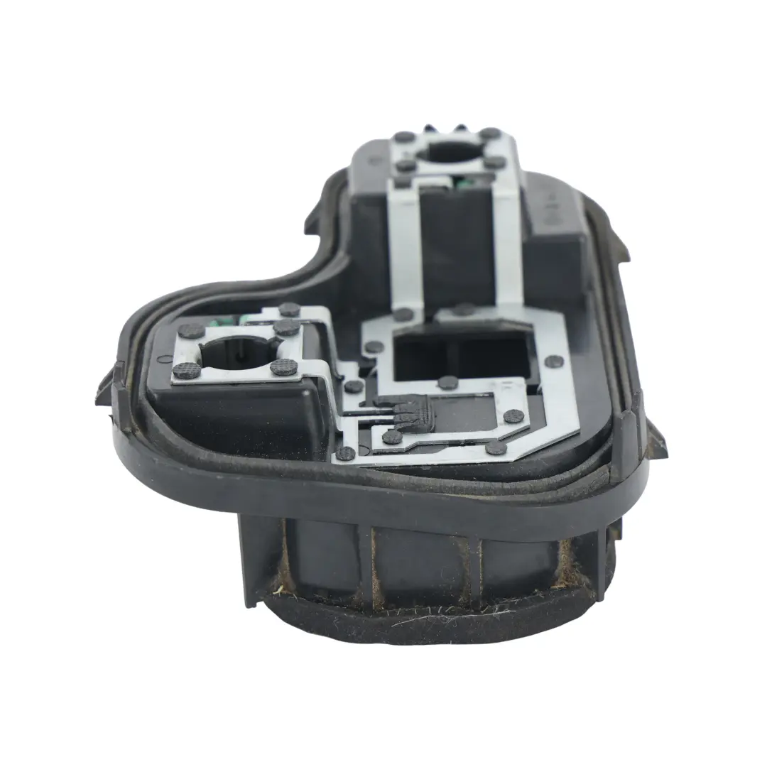 7P Portalámparas Piloto Trasero Derecho 89090257A para Volkswagen Touareg con número de pieza 7P6945258 Volkswagen Touareg 7P Portalámparas Piloto Trasero Derecho 89090257A - SKU 7P6945258 - Número de pieza 7P6945258