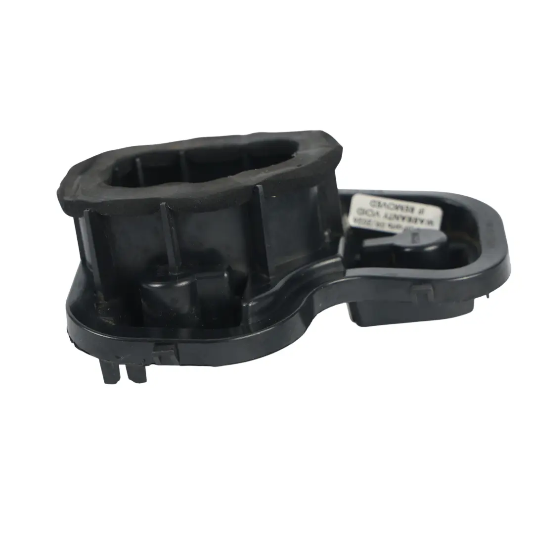 7P Oprawka Żarówki Lampy Tylnej Prawy 89090257A do Volkswagen Touareg o numerze 7P6945258 Volkswagen Touareg 7P Oprawka Żarówki Lampy Tylnej Prawy 89090257A - SKU 7P6945258 - Numer Części 7P6945258