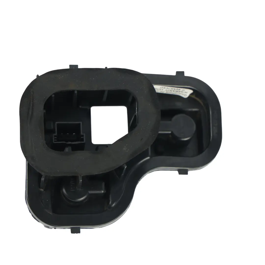 Volkswagen Touareg 7P Portalámparas Piloto Trasero Derecho 89090257A - SKU 7P6945258 - Número de pieza 7P6945258