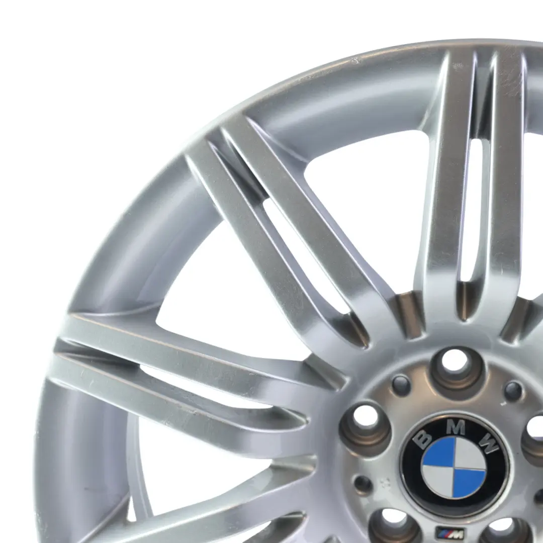 Cerchio posteriore in lega 19" ET:32 9,5J M Doppie razze 172 per BMW E60 E61 con numero di parte 8036949 BMW E60 E61 Cerchio posteriore in lega 19" ET:32 9,5J M Doppie razze 172 - SKU 8036949-2 - Numero di parte 8036949
