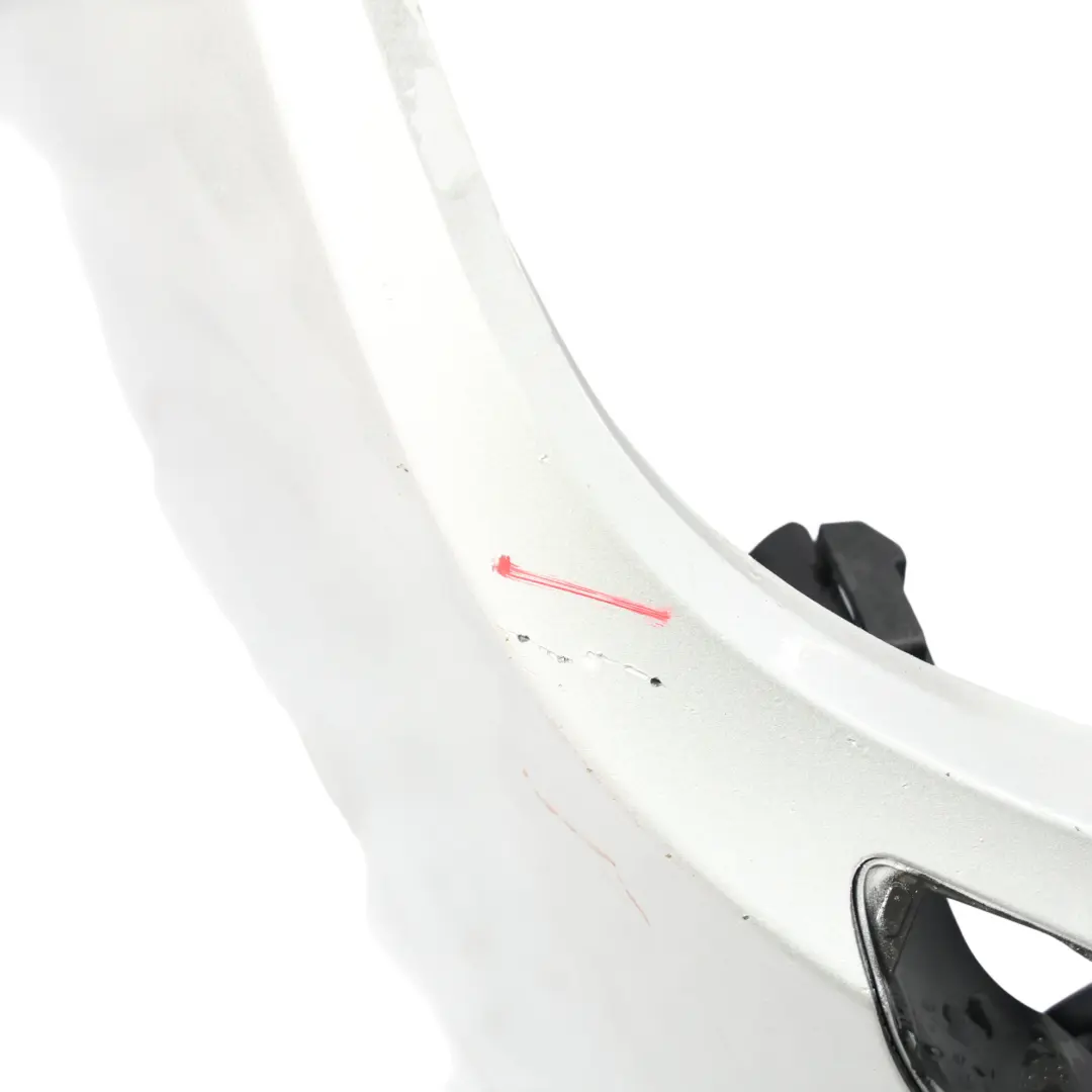 Zderzak Przedni Sport Line Glacier Silber Metallic A83 do BMW F30 o numerze 8067943 BMW F30 Zderzak Przedni Sport Line Glacier Silber Metallic A83 - SKU 8067943-GSB - Numer Części 8067943