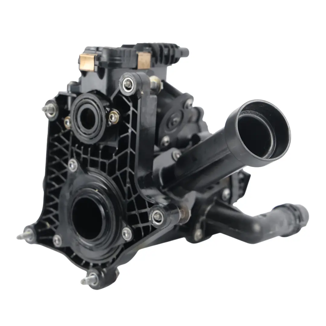 Obudowa Termostatu M40i B58D do BMW G01 G02 G05 G06 G07 G11 LCI G20 o numerze 8642559 BMW G01 G02 G05 G06 G07 G11 LCI G20 Obudowa Termostatu M40i B58D - SKU 8642559 - Numer Części 8642559