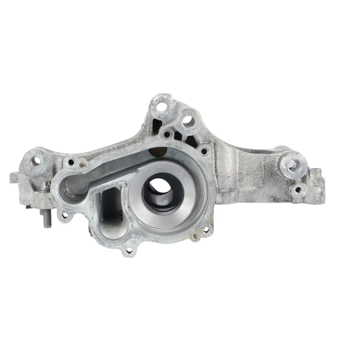 Wspornik Pompy Wody do BMW G01 G02 G05 G06 G07 G14 G15 o numerze 8650986 BMW G01 G02 G05 G06 G07 G14 G15 Wspornik Pompy Wody - SKU 8650986 - Numer Części 8650986