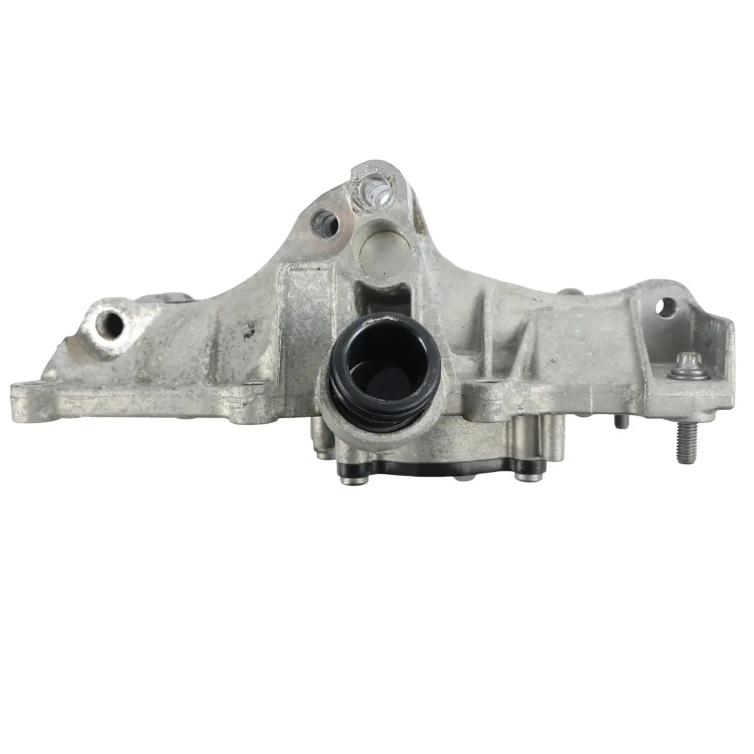 Wspornik Pompy Wody do BMW G01 G02 G05 G06 G07 G14 G15 o numerze 8650986 BMW G01 G02 G05 G06 G07 G14 G15 Wspornik Pompy Wody - SKU 8650986 - Numer Części 8650986