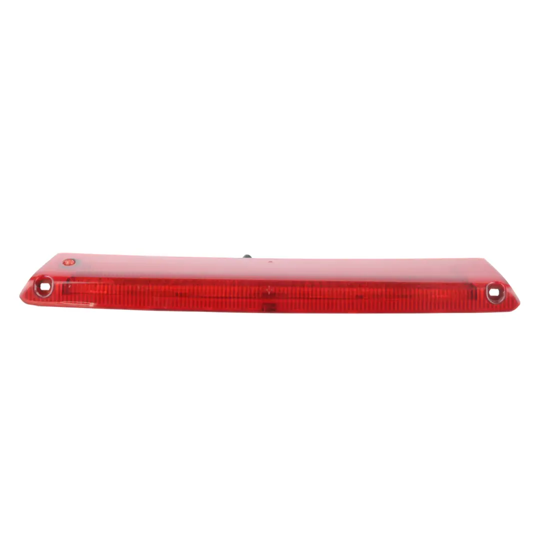 Luz Freno Tercera Trasera Superior para Ford Fiesta MK7 con número de pieza 8A61-13A613-AC Ford Fiesta MK7 Luz Freno Tercera Trasera Superior - SKU 8A61-13A613-AC - Número de pieza 8A61-13A613-AC