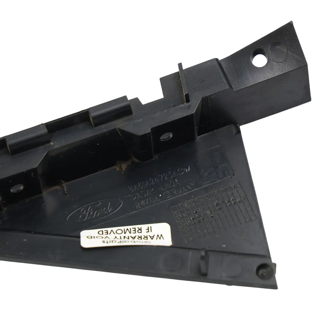 Cornice Vetro Porta Posteriore Sinistra per Ford Fiesta Mk7 con numero di parte 8A61-A24723-ACW Ford Fiesta Mk7 Cornice Vetro Porta Posteriore Sinistra - SKU 8A61-A24723-ACW - Numero di parte 8A61-A24723-ACW