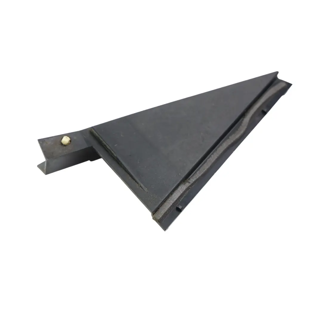 Ford Fiesta Mk7 Cornice Vetro Porta Posteriore Sinistra - SKU 8A61-A24723-ACW - Numero di parte 8A61-A24723-ACW