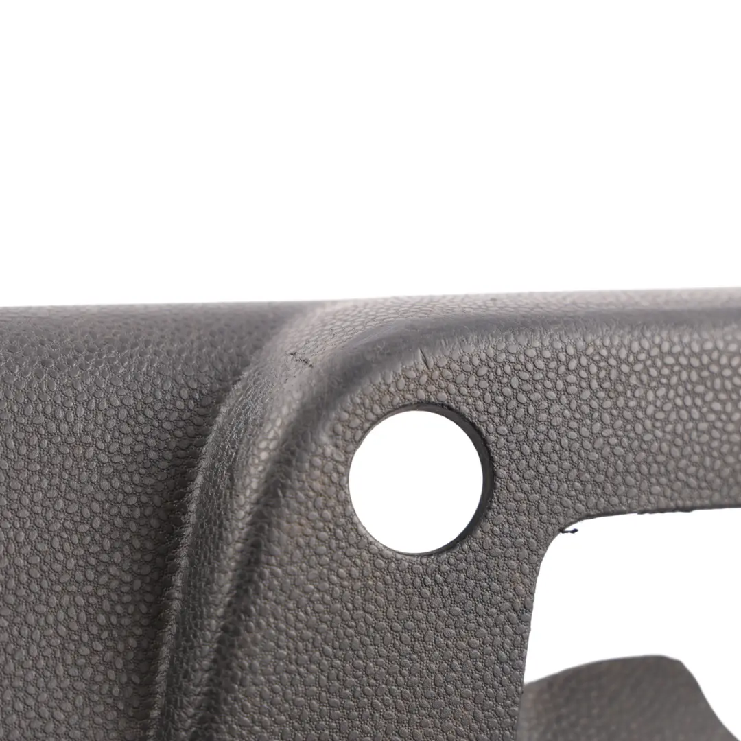 Ford Fiesta Mk7 Osłona Progu Bagażnika Czarna - SKU 8A61-B40352-AGW - Numer Części 8A61-B40352-AGW