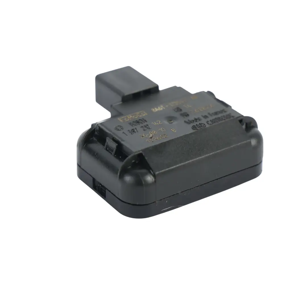 Ford Mondeo MK3 Capteur Pluie Pare-Brise Essuie-Glaces - SKU 8A6T-17D547-AB - Numéro de pièce 8A6T-17D547-AB