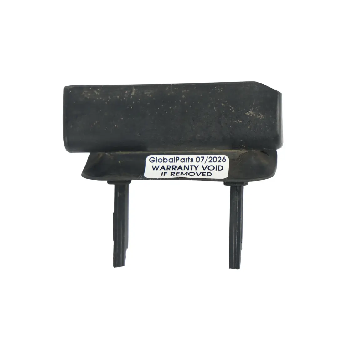 8L A4 S4 Klamka Klapy Bagażnika Prawa do Audi A3 o numerze 8D9827778B Audi A3 8L A4 S4 Klamka Klapy Bagażnika Prawa - SKU 8D9827778B - Numer Części 8D9827778B