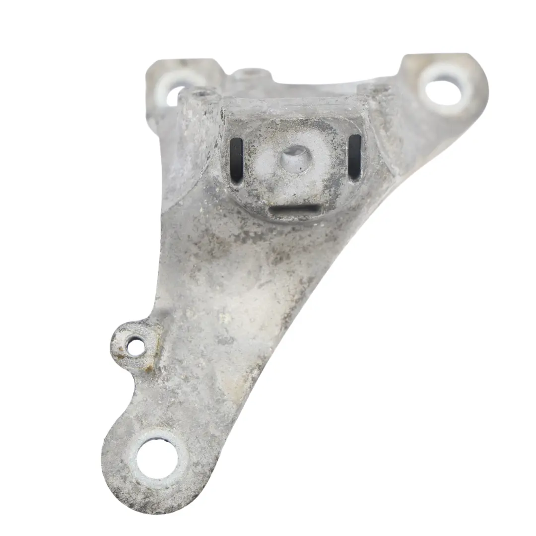 Supporto Motore Sinistro A per Audi RS4 B7 con numero di parte 8E0199307AD Audi RS4 B7 Supporto Motore Sinistro A - SKU 8E0199307AD - Numero di parte 8E0199307AD