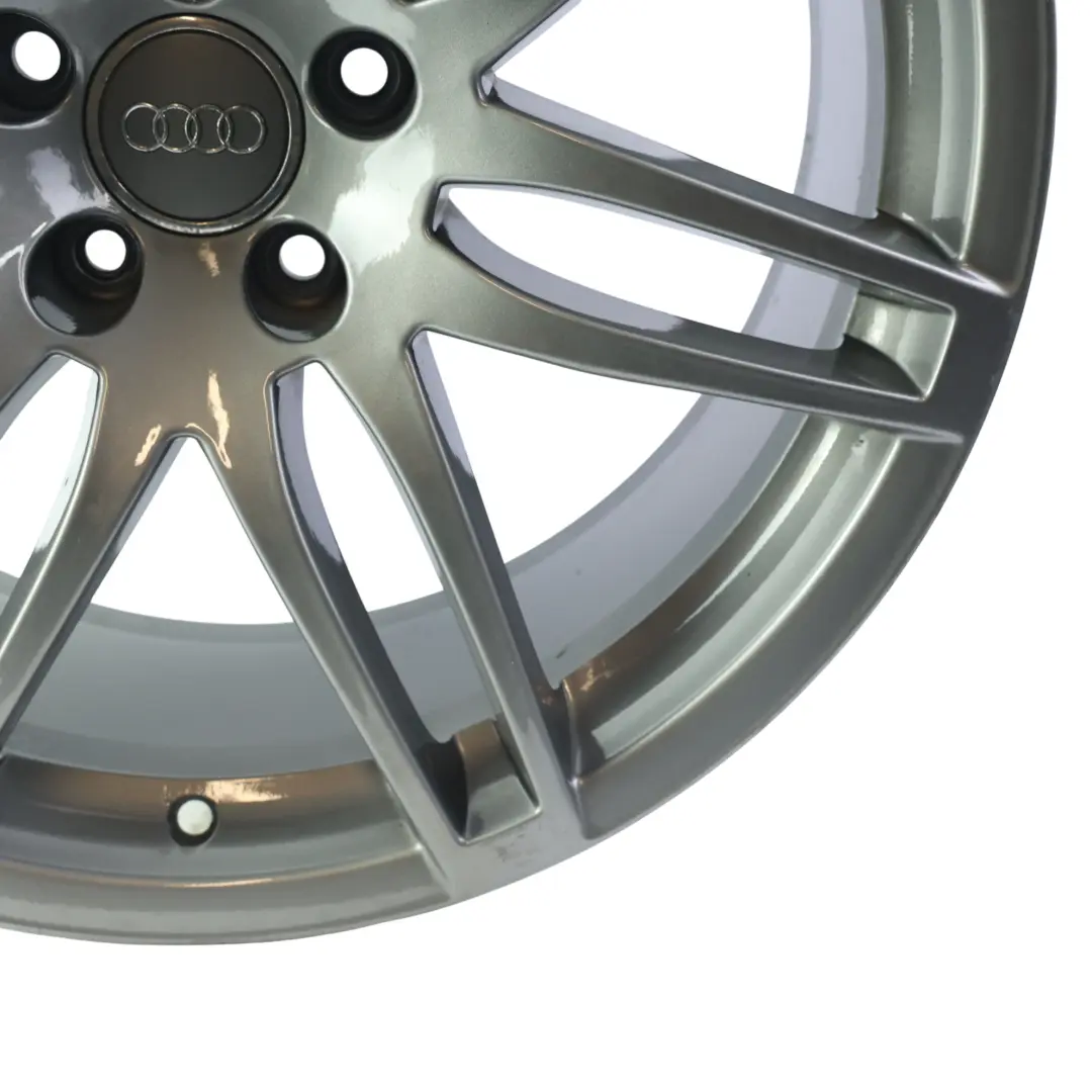 Cerchione Lega Argento 19" 9J ET:29 Doppia Razza per Audi RS4 B7 con numero di parte 8E0601025AG Audi RS4 B7 Cerchione Lega Argento 19" 9J ET:29 Doppia Razza - SKU 8E0601025AG-1 - Numero di parte 8E0601025AG
