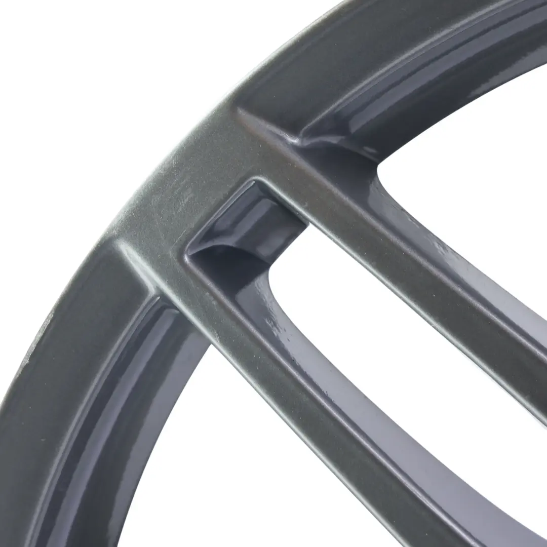 Cerchione Lega Argento 19" 9J ET:29 Doppia Razza per Audi RS4 B7 con numero di parte 8E0601025AG Audi RS4 B7 Cerchione Lega Argento 19" 9J ET:29 Doppia Razza - SKU 8E0601025AG-1 - Numero di parte 8E0601025AG
