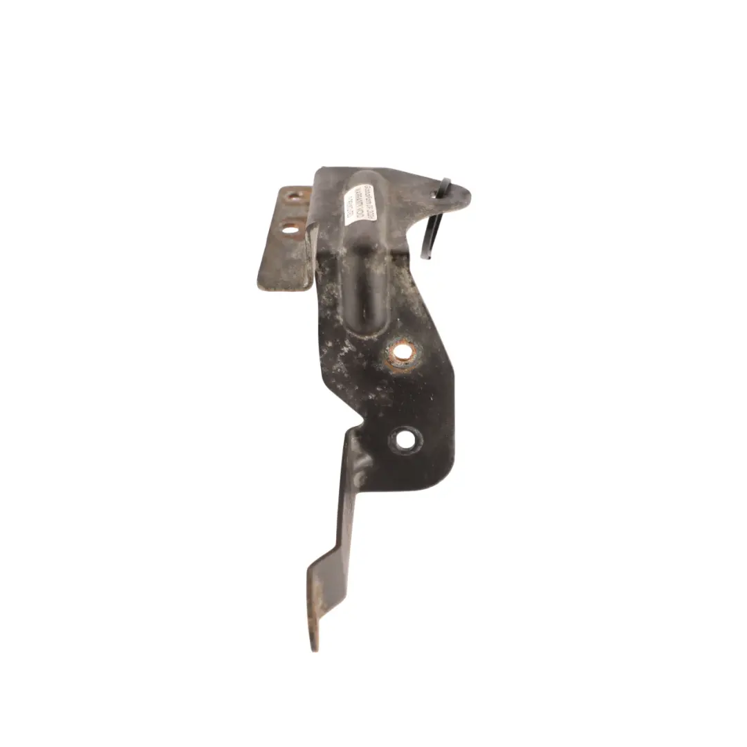 Radiator Fan Control Unit Holder Bracket Holder Support to Audi S4 B7 with Part number 8E0907368B Audi S4 B7 Radiator Fan Control Unit Holder Bracket Holder Support - SKU 8E0907368B - Part number 8E0907368B