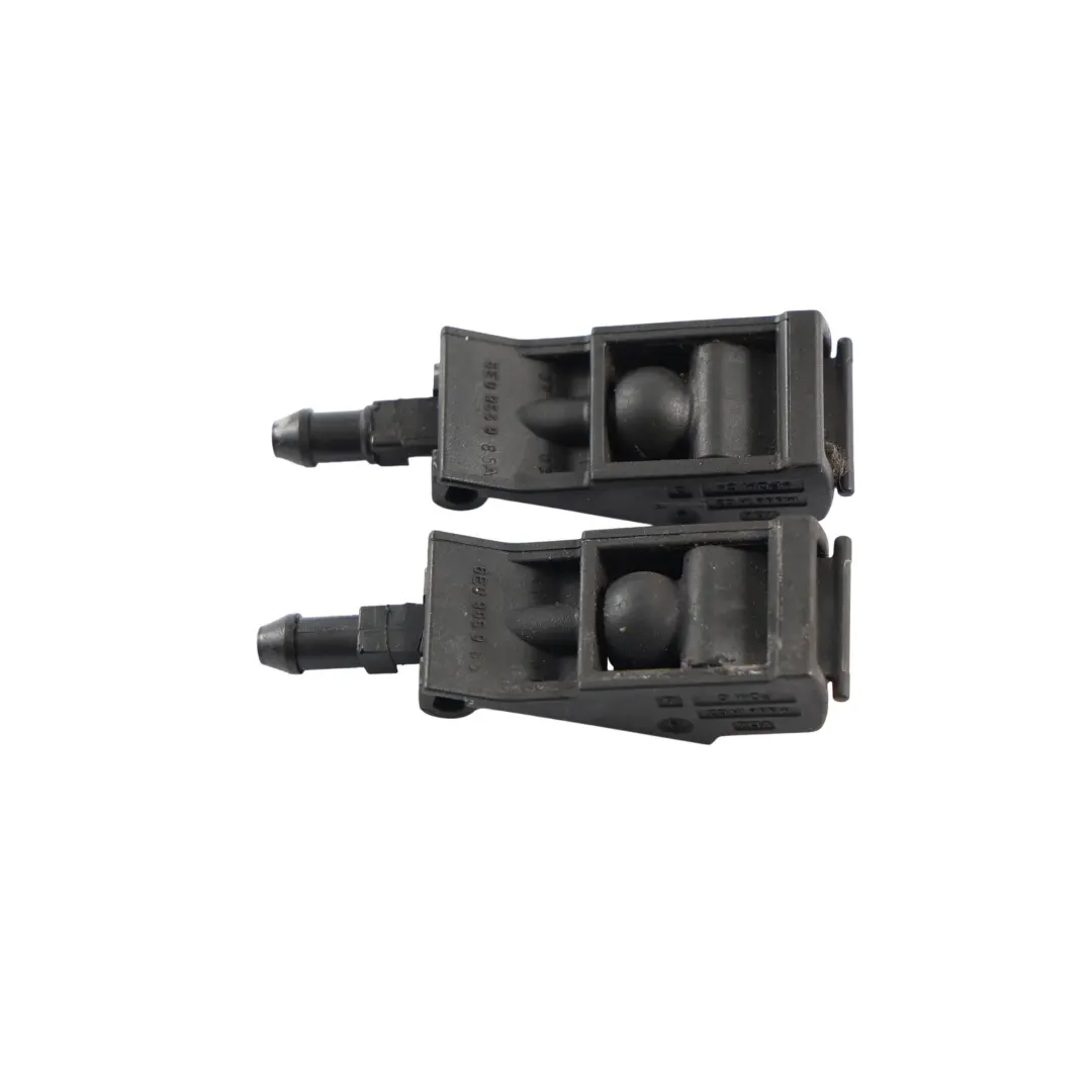 Volkswagen Golf MK4 Scheibenwaschanlage Spritzdüse - SKU 8E0955985A - Teilenummer 8E0955985A