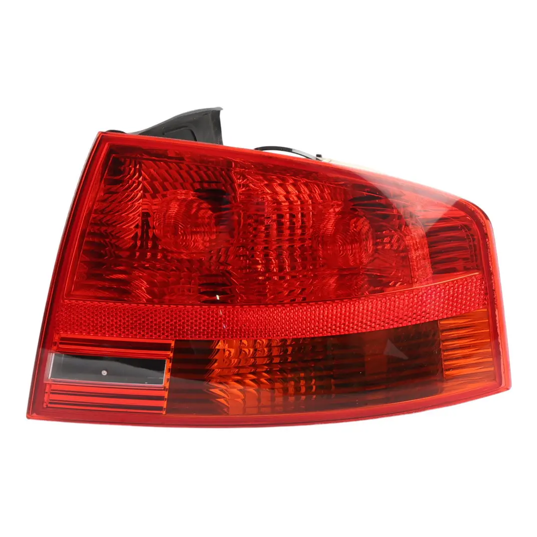 Audi A4 B7 Tail Light Outer Fender Lamp Rear Right O/S 8E5945096
