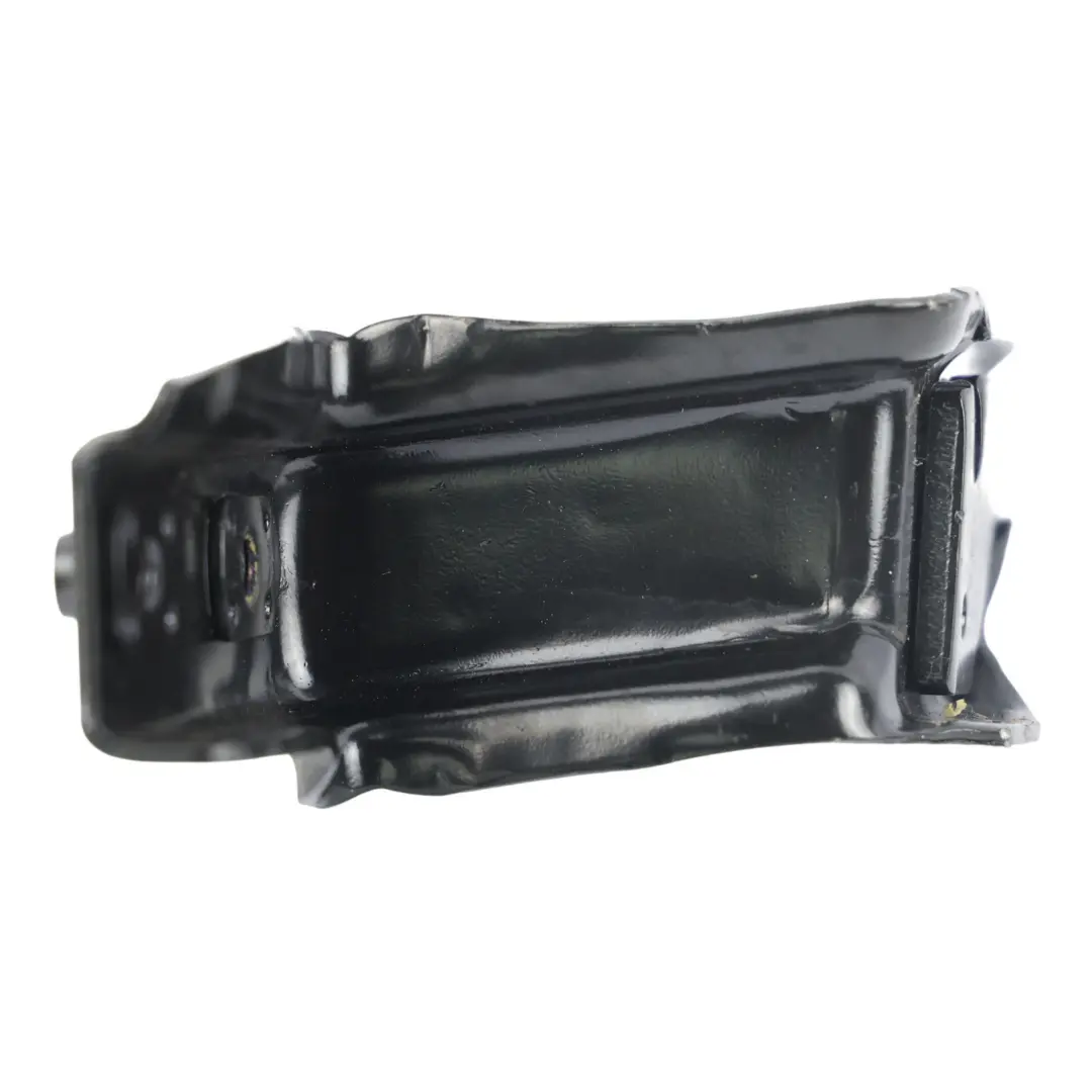Supporto Staffa Gancio Traino Destro per Seat Exeo con numero di parte 8E9813384B Seat Exeo Supporto Staffa Gancio Traino Destro - SKU 8E9813384B - Numero di parte 8E9813384B