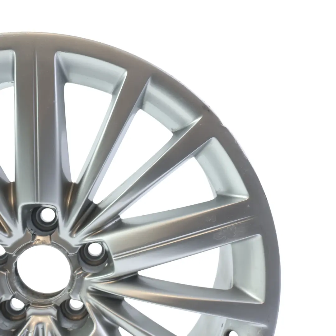 8F Srebrna Felga Aluminiowa 18" 8,5J ET:29 do Audi A5 S5 o numerze 8F0601025B Audi A5 S5 8F Srebrna Felga Aluminiowa 18" 8,5J ET:29 - SKU 8F0601025B-1 - Numer Części 8F0601025B
